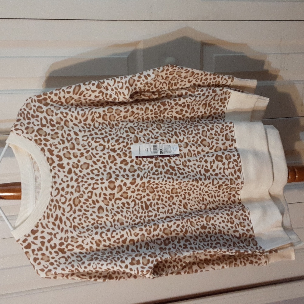 Women's Sweatshirt size s (4-6).